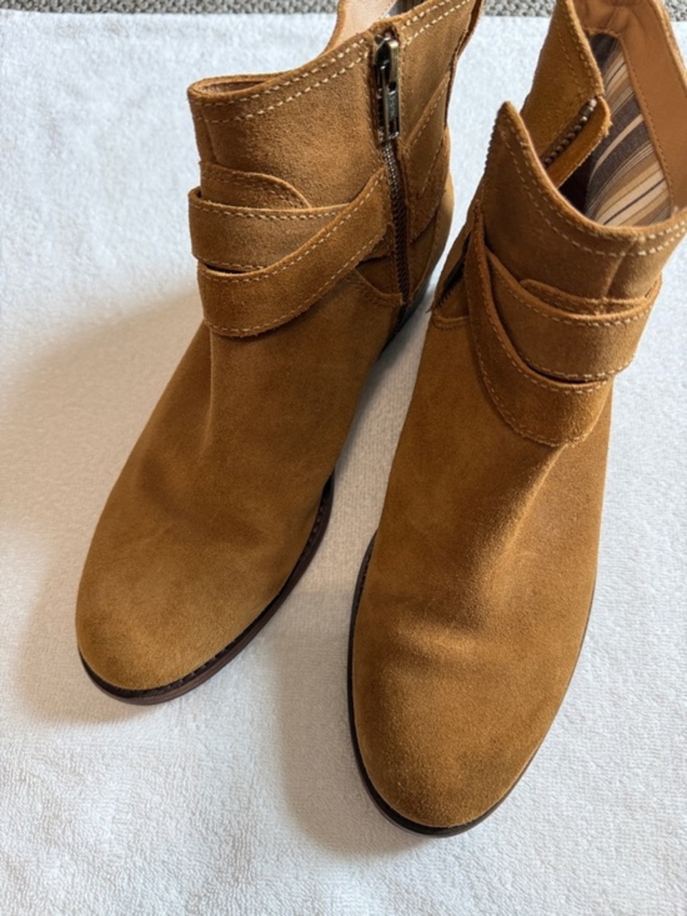 L.L. Bean Suede Ankle Boots in Cognac Brown Women's 9M        ‎   1731